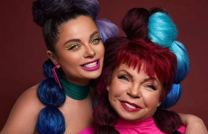 «Мне 75, а какой я должна быть?!»: почему Людмилу Порывай, мать Наташи Королёвой, травят за «неприличный» образ, и при чём тут королева Елизавета II