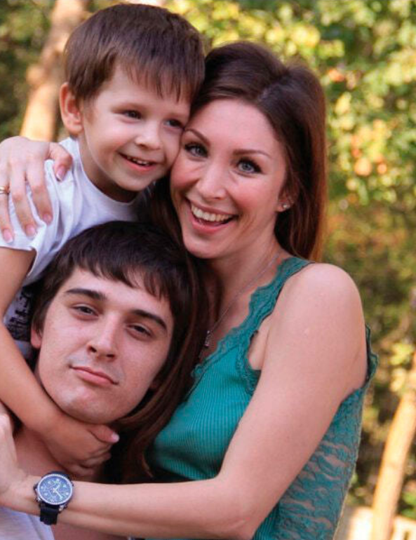 «Безжизненная кукла»: как жена Станислава Бондаренко изменилась до неузнаваемости после пластики, и что об этом думают поклонники