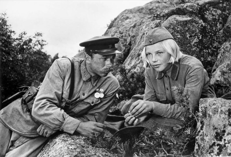 Актриса из «А зори здесь тихие» выбрала политику: от Лизы Бричкиной до Госдумы