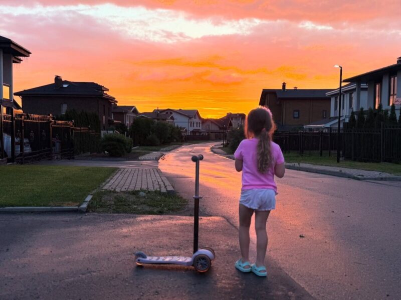 «Мы давно живем отдельно»: почему звезда Первого канала Тимур Соловьев скрывал развод с матерью своей 4-летней дочери