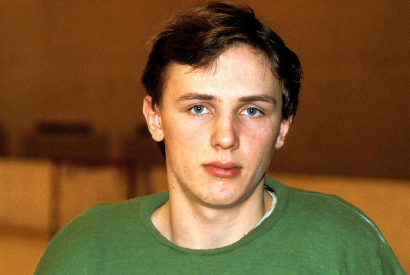 «У тебя одни кости! Какая же ты красивая!»: как слова легендарного хоккеиста Ларионова довели его дочь до анорексии