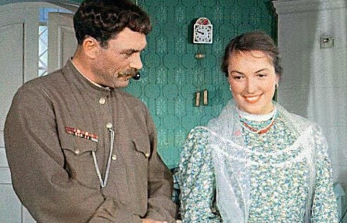 39-летний артист бросил семью ради юной музы: судьбы дочерей Лукьянова