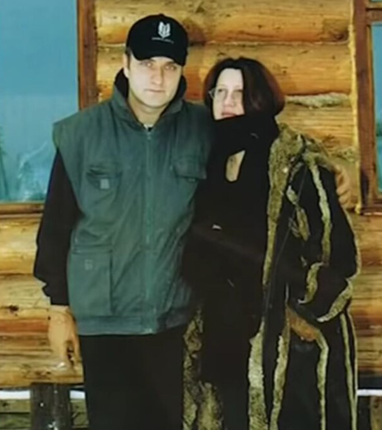 «Я согласился на всё»: почему Александр Балуев пережил тяжелый развод и как сейчас выглядит его единственная дочь