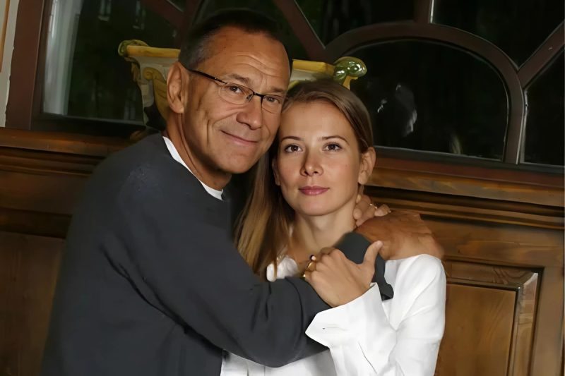 «Поразительное сходство с Михалковым»: каким вырос 22-летний сын Кончаловского, которого не взяли в кино, а Высоцкая скрывала от публики