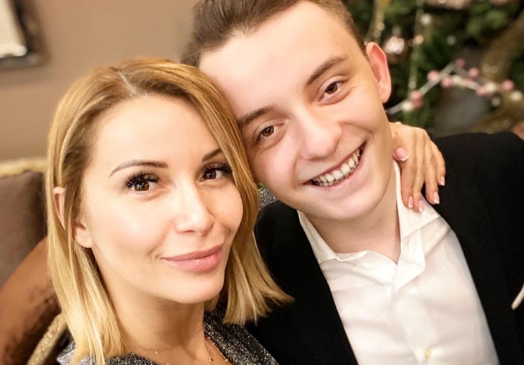 «Он уже работает, а не я его пристроила!»: почему 46-летняя Ольга Орлова оправдывается за 24-летнего сына?