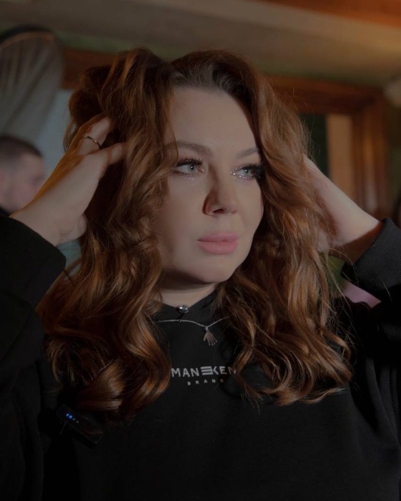 «Мне нечего надеть»: как звезда «Уральских пельменей» Стефания Гурская ушла на пике славы и что стало с ней в 33 года