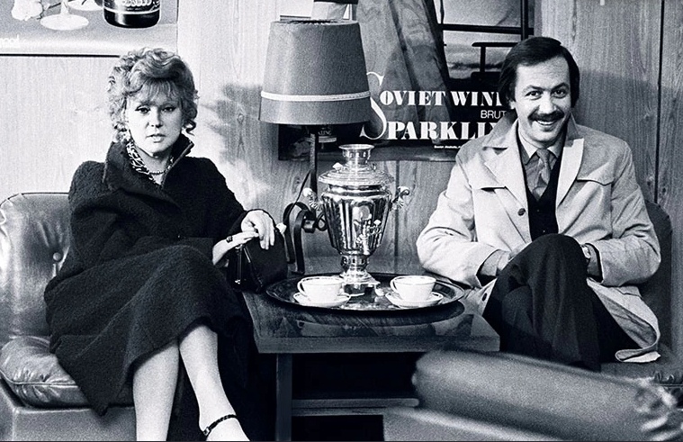 «Мои мужья — отбросы»: как единственный мужчина, проживший с Гурченко 18 лет, едва не спился и сбежал в Израиль