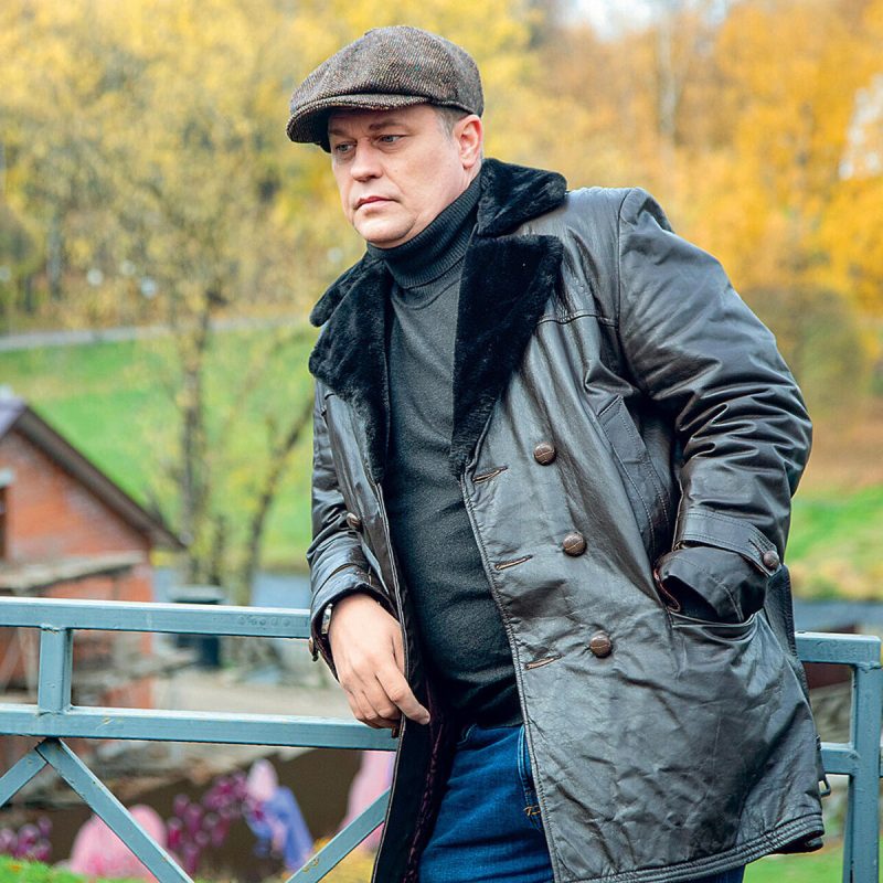 «Я сразу понял, что она — мой человек»: как живёт и чем занимается жена и сын Дениса Рожкова, звезды «Глухаря»