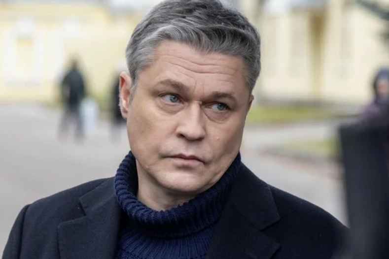 «Постоянно ругались и срывали съемки»: как сложилась жизнь Дениса Рожкова после 15 лет славы и почему он ушел из профессии