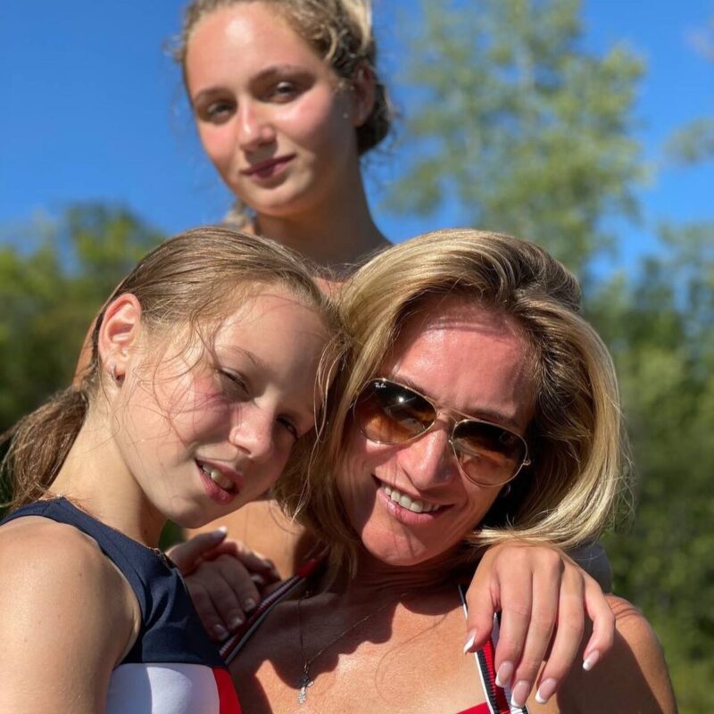 «Устраняли конкурентов, а не слабое звено»: как живет 51-летняя Мария Киселева, бросившая спорт ради телевидения?