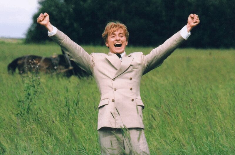 «Он как космонавт»: почему Безруков 10 лет скрывал двух детей от другой, но женился не на их матери?