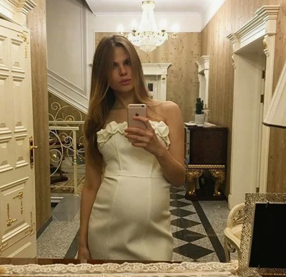 Казаченко: от триумфа к инфаркту через суд с беременной женой или как фанатка разрушила жизнь кумира 90-х