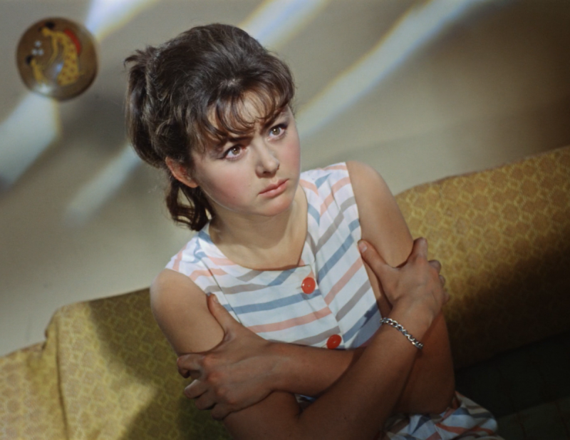 «Раздеваться не буду!» Как Селезнёва получила роль у Гайдая и сбежала от Таганки