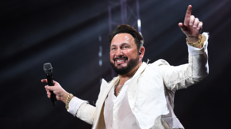 «Бог мне её послал!»: почему Стас Михайлов 20 лет хранит верность жене Инне, но бросил беременную бэк-вокалистку