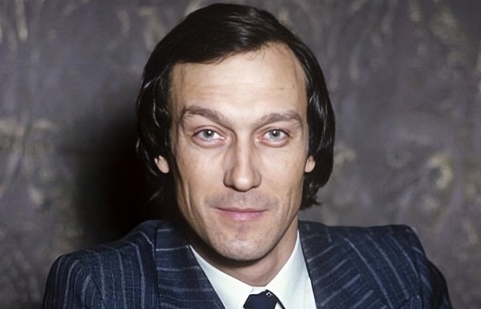 «Грешен, но семью не брошу»: сколько женщин было у Янковского за 41 год единственного брака