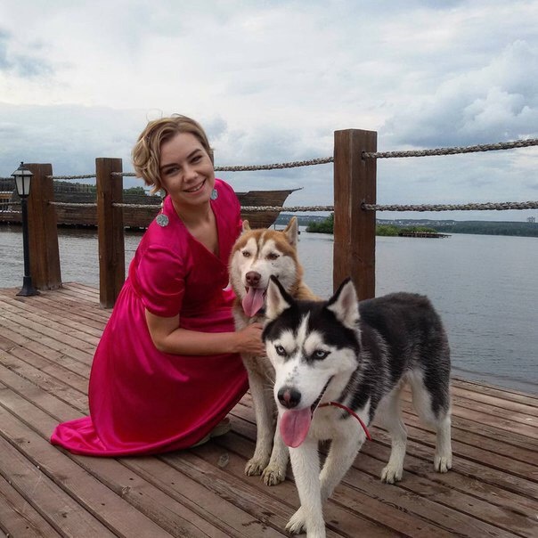 «Мне нечего надеть»: как звезда «Уральских пельменей» Стефания Гурская ушла на пике славы и что стало с ней в 33 года