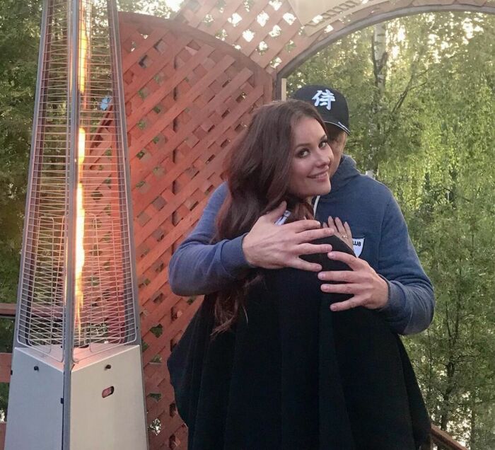 Тайны за семью печатями: какие звёзды скрывают своих возлюбленных от публики