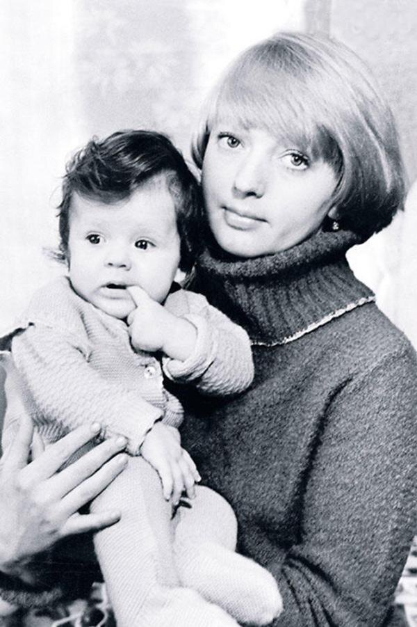 «Куда ты лезешь? Она же волчица!»: тайна личной жизни Приёмыхова