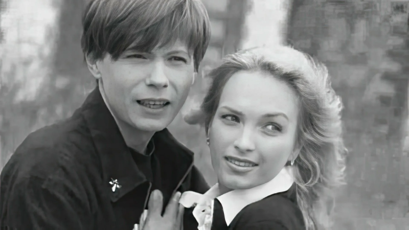 «Она исчезла, как появилась»: как сложилась судьба звезды Hi-Fi, от которой уходили мужчины, но она оставалась одна