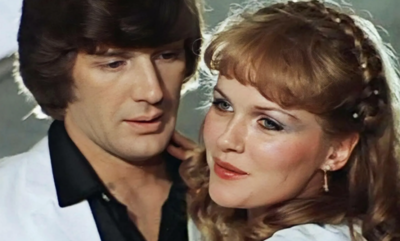 «Алиса Селезнева» из будущего: почему эти звезды бросили кино, когда были на пике славы?