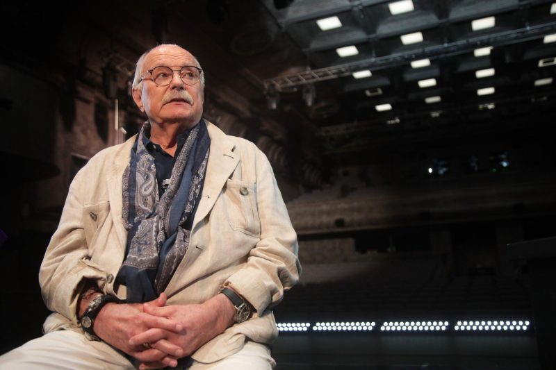 «Чай стал крепче»: как выглядит жизнь Михаила Ефремова спустя 4 года после трагедии и что говорят о его возвращении?