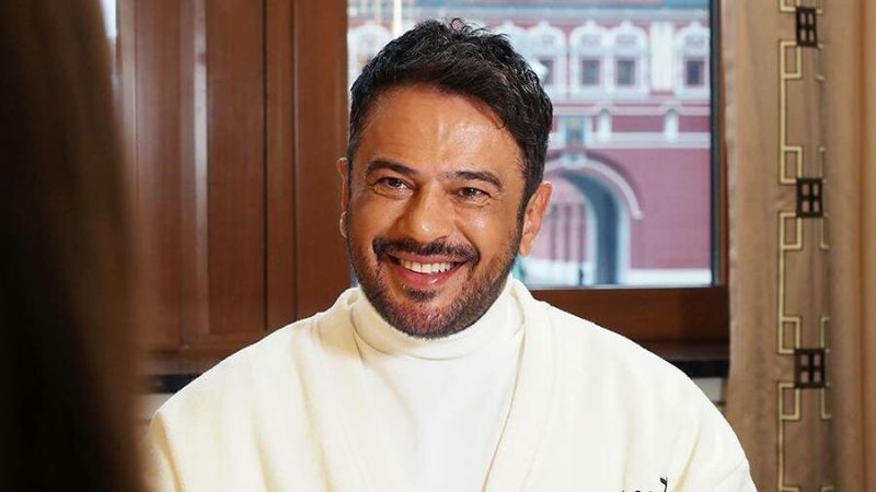 «Русские часто приезжают на мои концерты»: Эмре Алтуг приехал в Россию с концертами