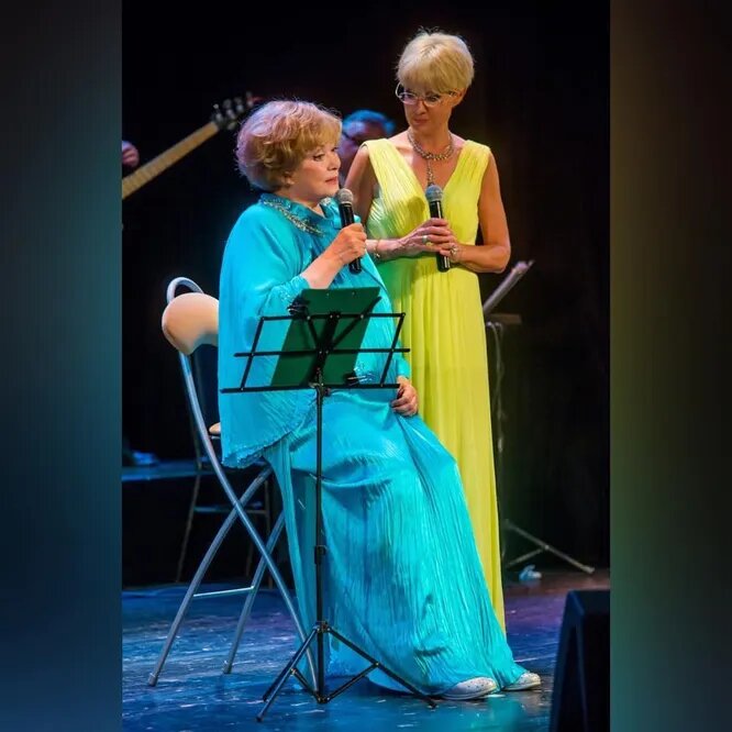 «Он наркоман в огромной ремиссии»: как живет 88-летняя Эдита Пьеха и чем шокирует её дочь Илона Броневицкая