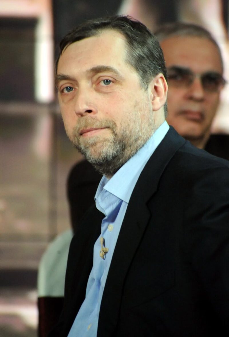 Наследники барда: почему дети Высоцкого бегут от его славы?