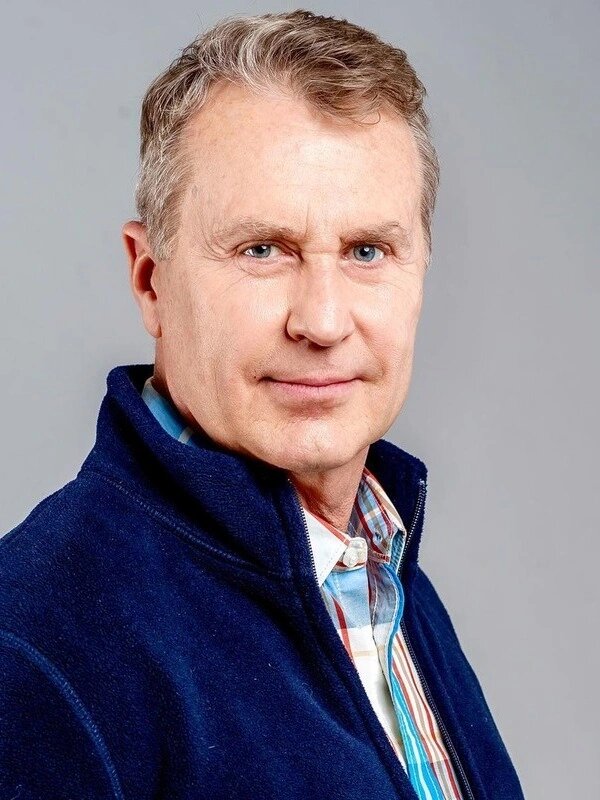 «Бомж» на миллион: как актер Олег Штефанко уехал в США, стал официантом и снялся с Джулией Робертс