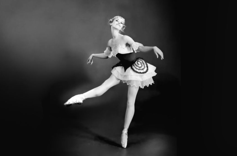 «Кто бы мог подумать, что наша Наташка останется»: как балерина Макарова бросила СССР, мать и театр, а потом сама устроила Барышникова в Америке