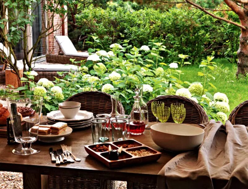 «Там пахнет детством»: как сын Никиты Михалкова построил дом-мечты в Жуковке, поразивший даже Кончаловского