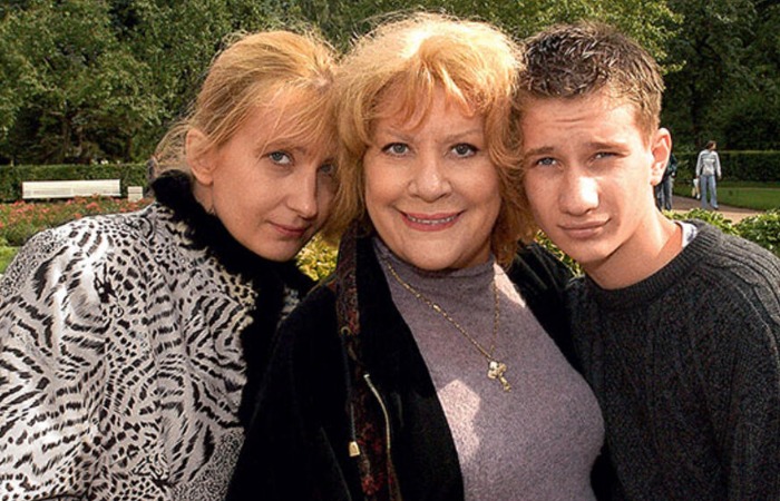 От блокады до лейкемии: судьба Елены Образцовой и её наследницы