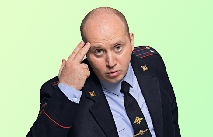 «Он должен быть как все»: почему главный комик России Сергей Бурунов не женат в 47 лет, а его счастье разрушила бабушка?