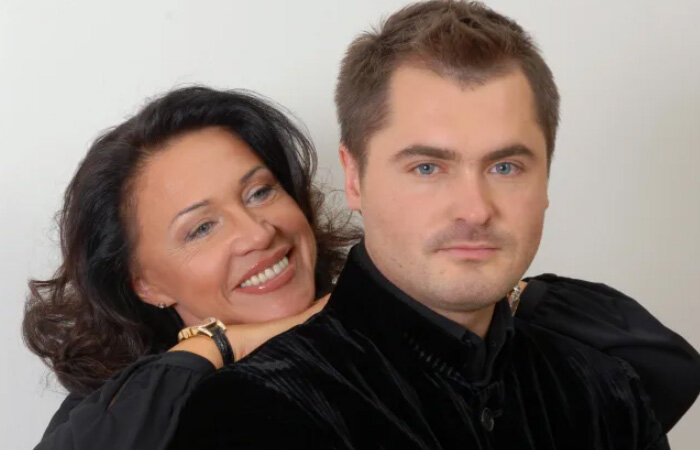 Из «мальчика» при миллионерше в успешного бизнесмена: Гор в 45