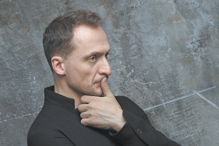 Ушёл после 23 лет брака: почему Владимир Мишуков бросил жену с сыном-инвалидом?