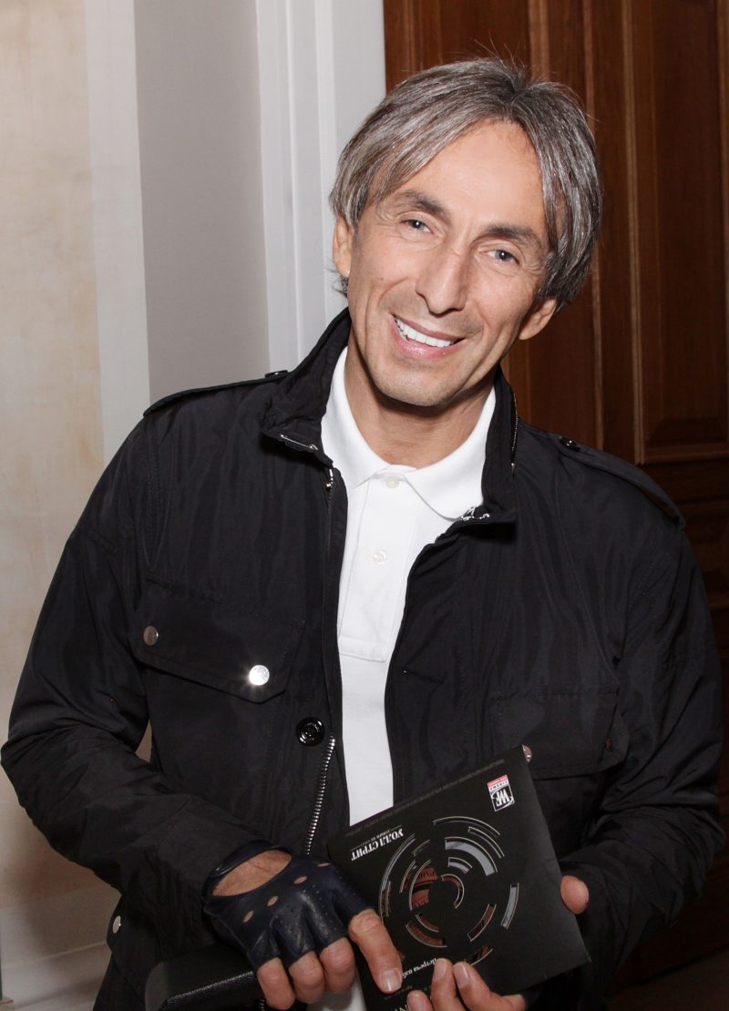 От 'Мерседеса' до венчания: тернистый путь Ксении Собчак к женскому счастью