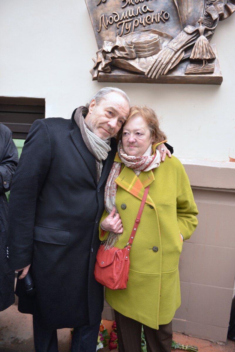 «Ей было все равно»: почему дочь Людмилы Гурченко годами не общалась со звездной матерью и умерла в одиночестве