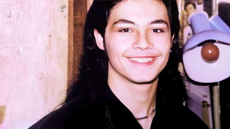 «Непонятный и предвзятый»: почему зрители ополчились на 44-летнего Алексея Чумакова?