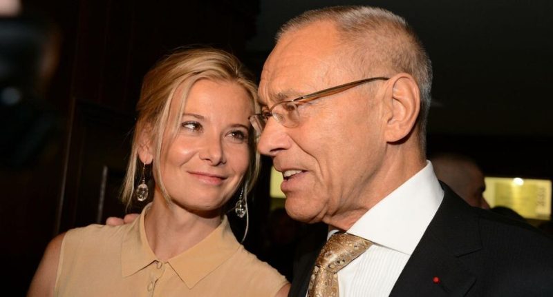 «Есть только эта боль, которая тебя разрывает на миллиарды кусков»: Юлия Высоцкая после страшной трагедии взяла на воспитание дочь