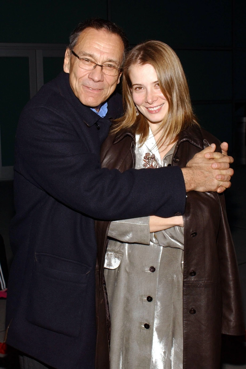 «Он меня называет Пятачок»: как 52-летняя Юлия Высоцкая покорила Андрея Кончаловского и пережила страшную трагедию