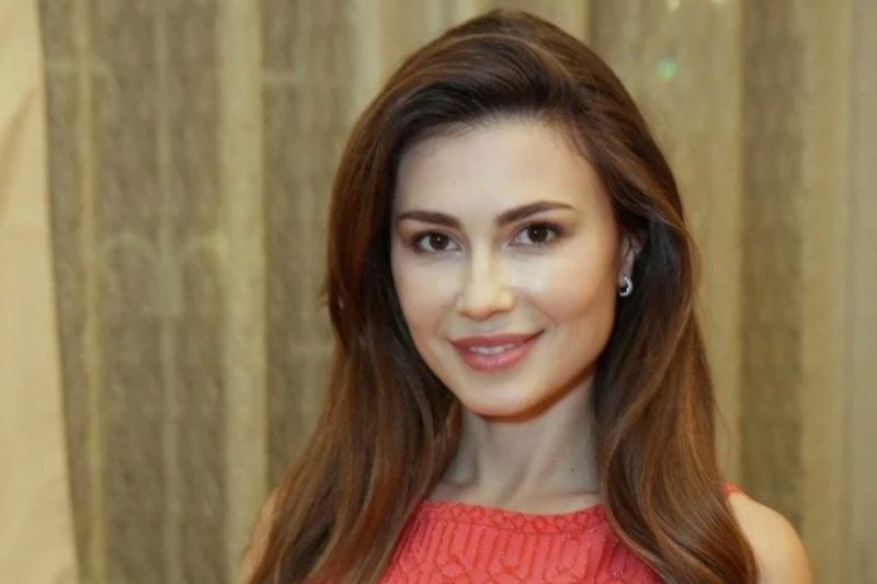 «Он даже не поцеловал меня!»: как русские звёзды строят счастье с иностранцами, рожают детей и находят опору