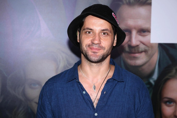 «Ей явно нужен старше мужчина»: почему развод 42-летней Татьяны Арнтгольц и Марка Богатырева обсуждают в сети