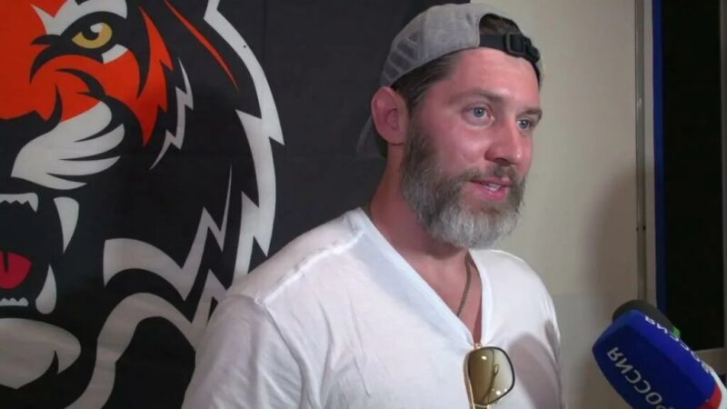 «Она забрала у меня все!»: почему хоккеист Фролов так и не женился на Началовой, а её семья проиграла суд за квартиру