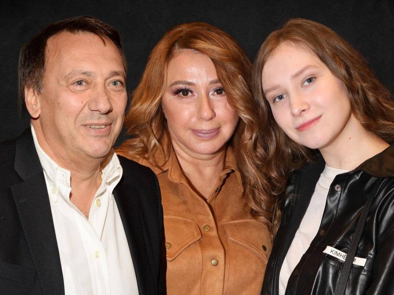 «Одеяло бы поменяла. Под ним жарко»: одна фраза, разрушившая 25-летний брак Алены Апиной