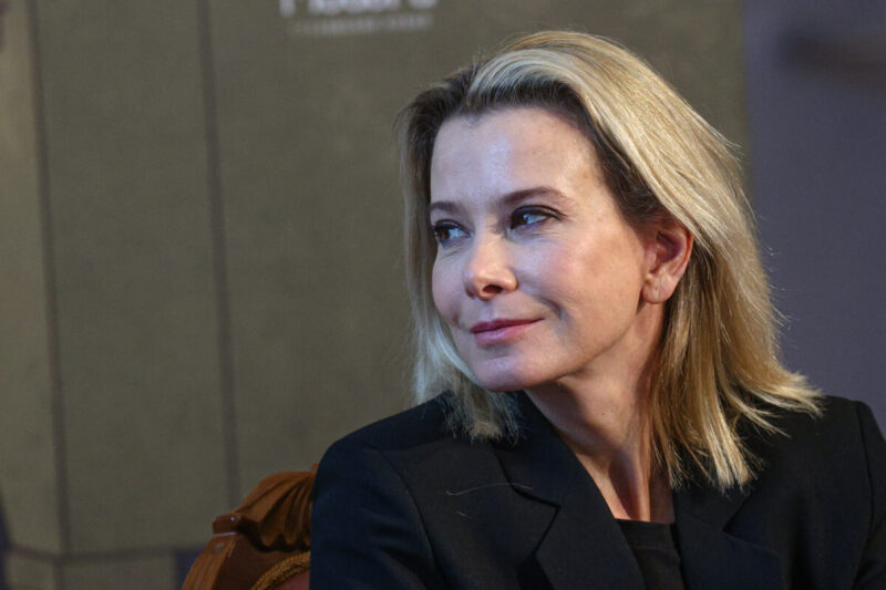«Дети не бывают чужими»: Юлия Высоцкая впервые рассказала о тайной дочери