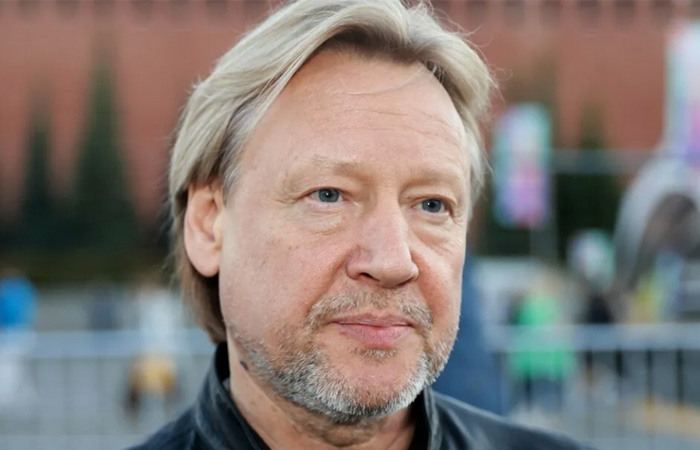 «Он менялся на глазах»: почему "гардемарин" Харатьян чуть не потерял вторую жену, и как живут его дети, 41-летняя дочь и 27-летний сын