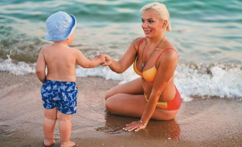 «Дурак! Кто же о таком рассказывает!»: почему Мария Порошина после пяти детей осталась одна, но не сломалась