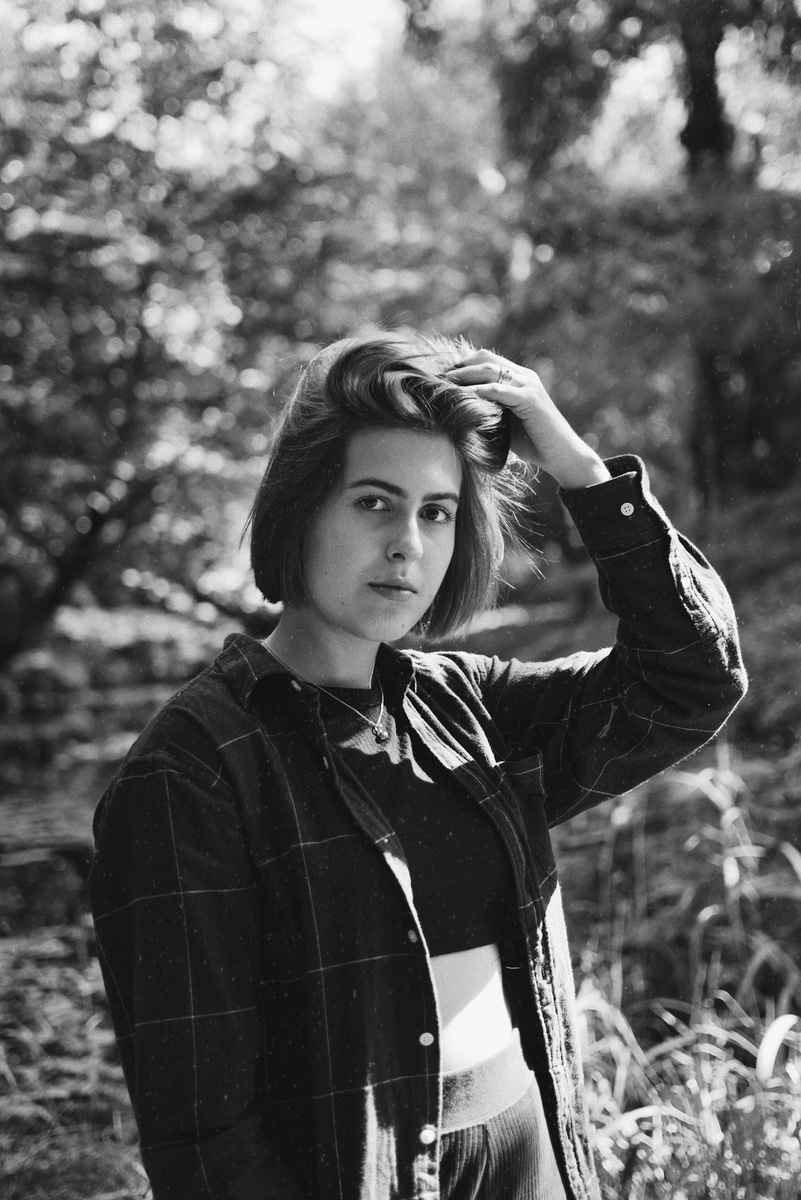 «Он не переживал из-за мелочей»: почему дочь Михаила Пореченкова не напоминает отца и осталась жить в Европе