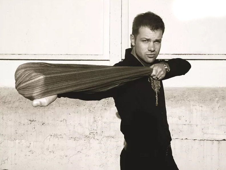 «Нас развела мама Свиридовой»: как выглядит сын Алёны Свиридовой и молодого манекенщика, который моложе отца на 20 лет