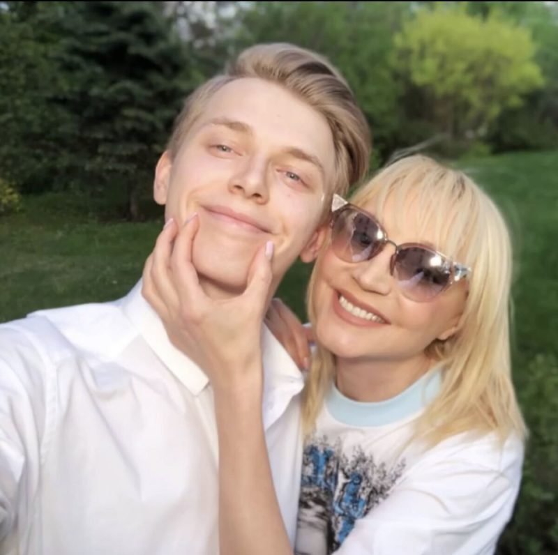 «Я не хочу быть частью этого цирка»: внук Пугачёвой отрёкся от семьи